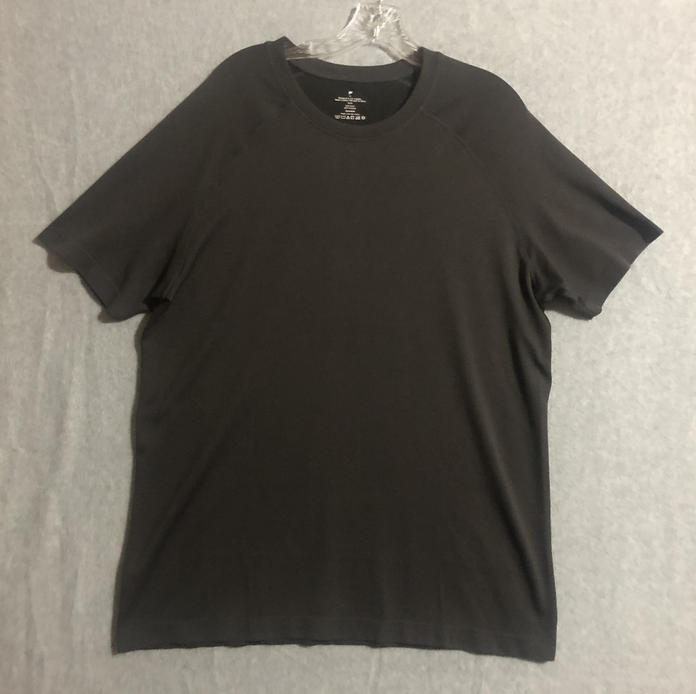 Fabletics Men's Active Athletic Tee Shiry Size Xl